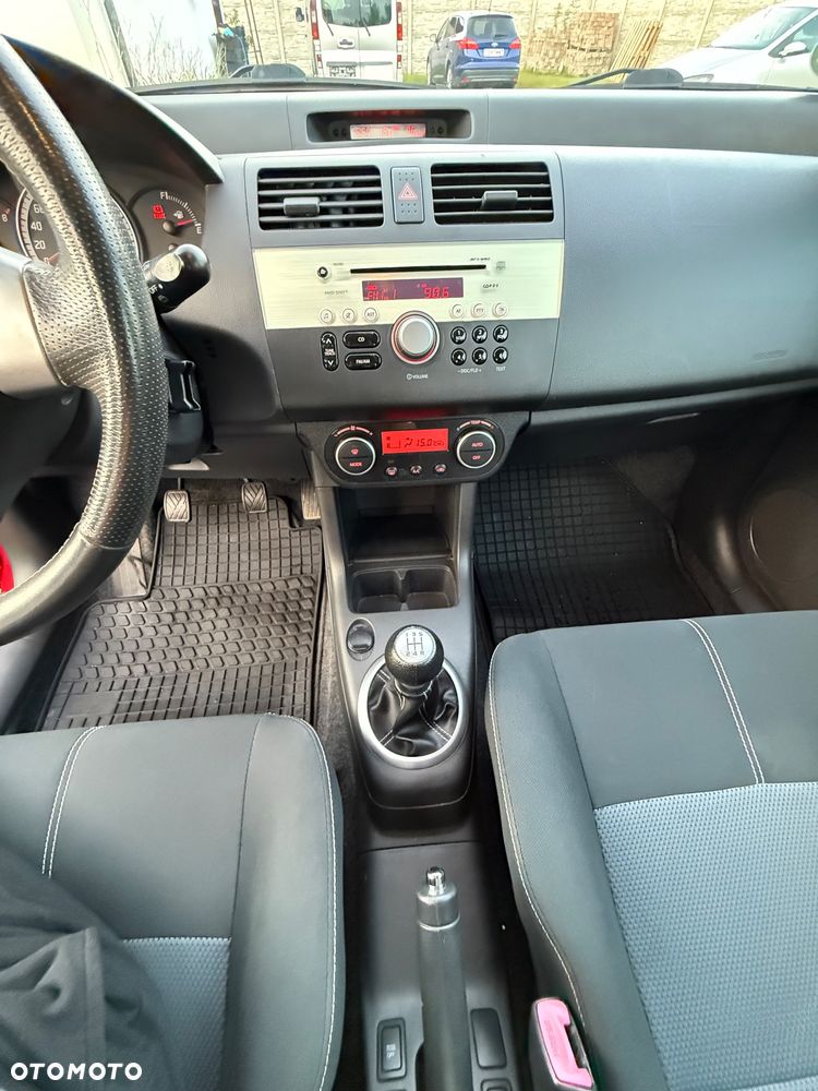 Suzuki Swift 1.3 Sunlight Edition - 18