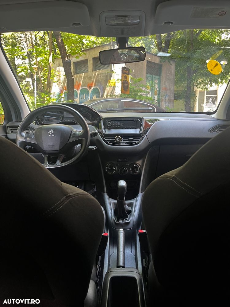 Peugeot 208 1.4 VTi Access - 4