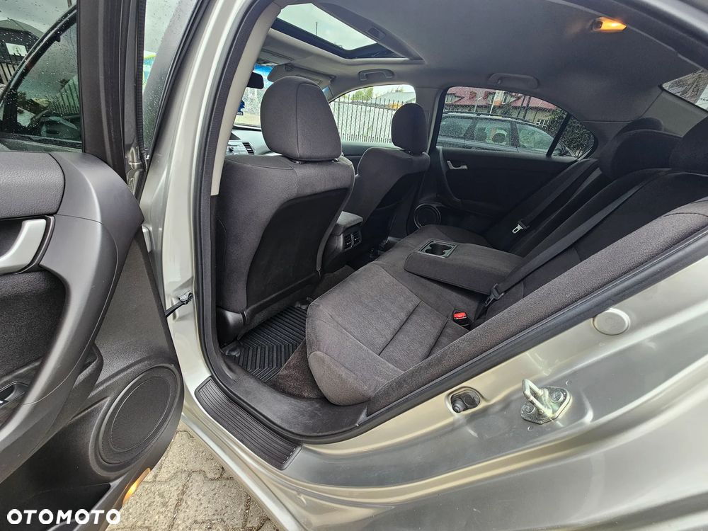 Honda Accord 2.2d Executive - 8