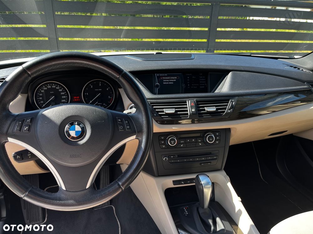 BMW X1 xDrive20d - 4