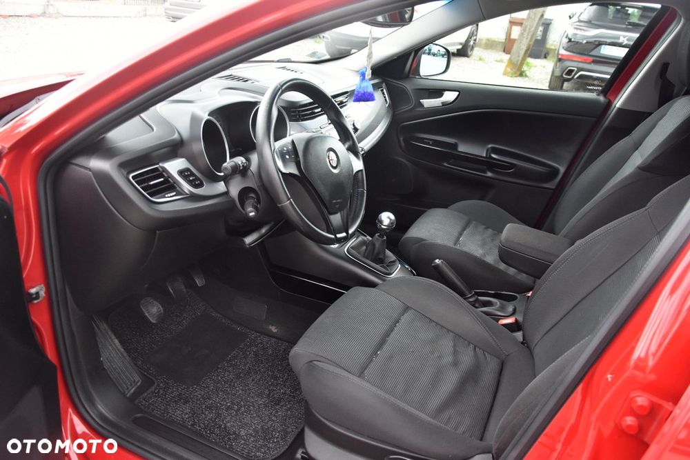 Alfa Romeo Giulietta 1.6 JTDM 16V - 21