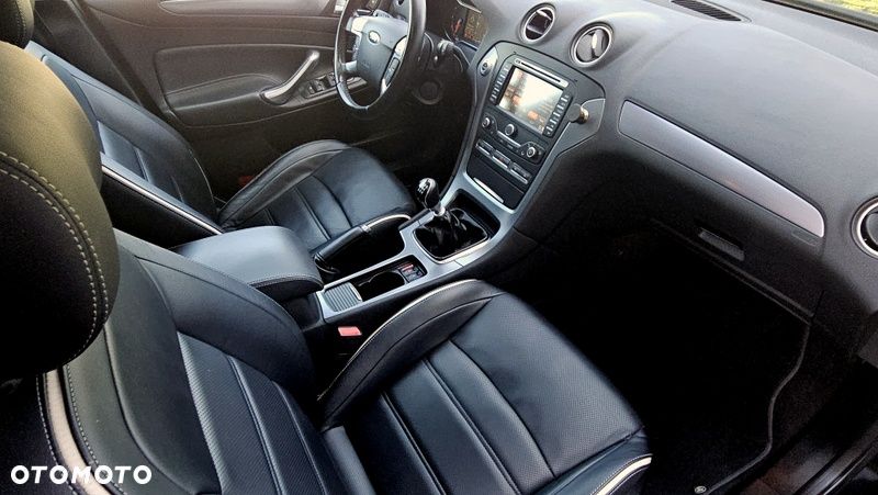 Ford Mondeo 2.0 TDCi Sport - 24