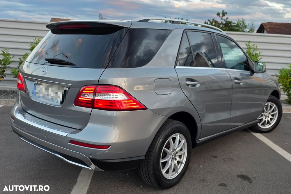 Mercedes-Benz ML - 14