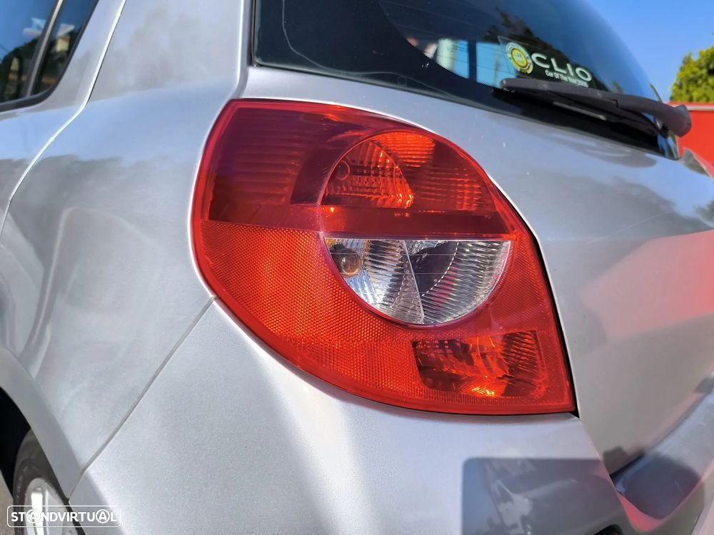Renault Clio 1.5 dCi Dynamique Luxe - 10