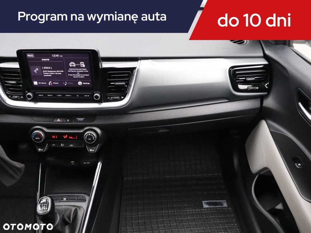 Kia Stonic - 10