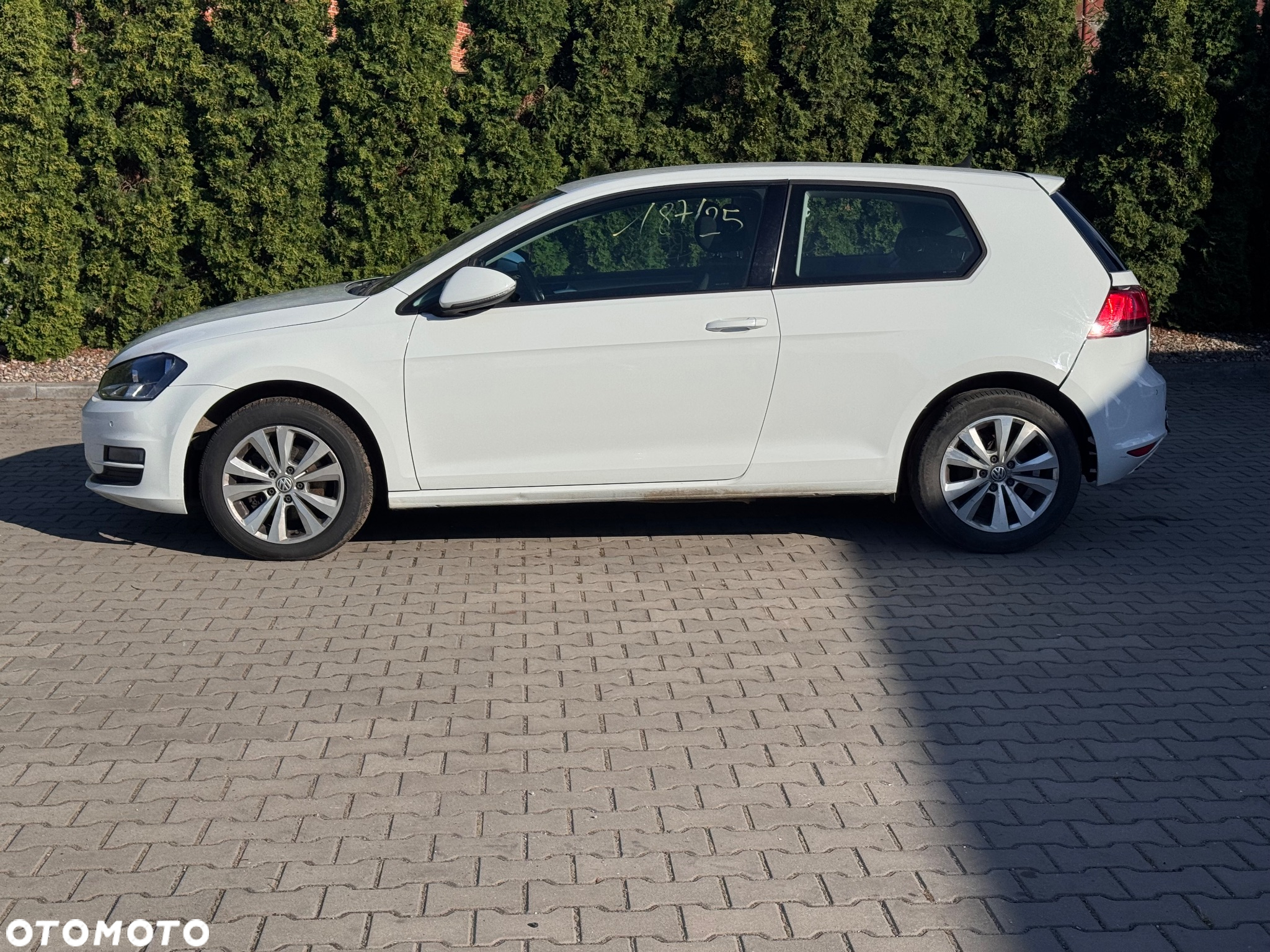 Volkswagen Golf 1.6 BlueTDI Comfortline - 4