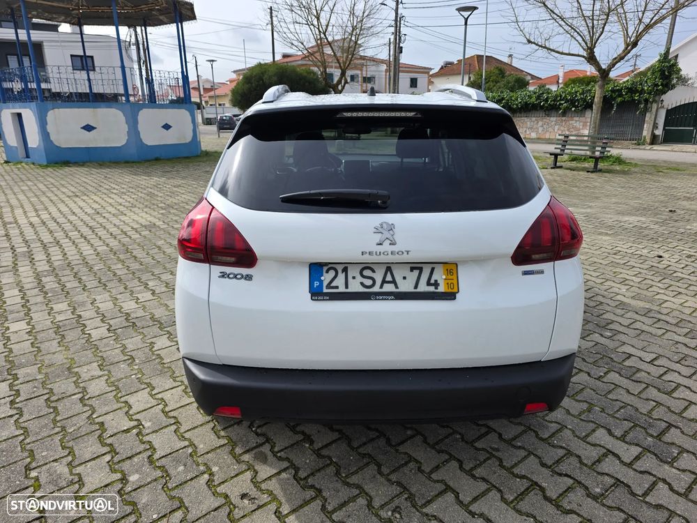 Peugeot 2008 1.2 PureTech Style - 31
