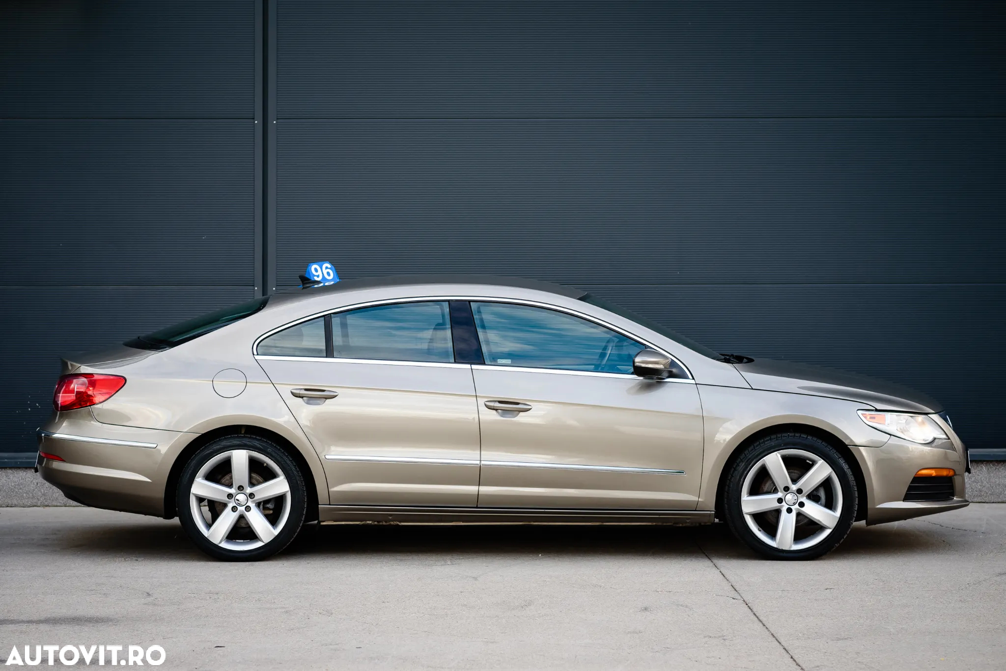 Volkswagen Passat CC 2.0 TSI DSG - 17