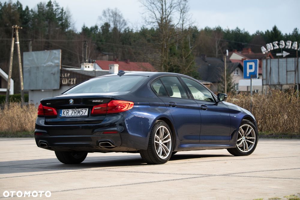 BMW Seria 5 520d xDrive M Sport sport - 2