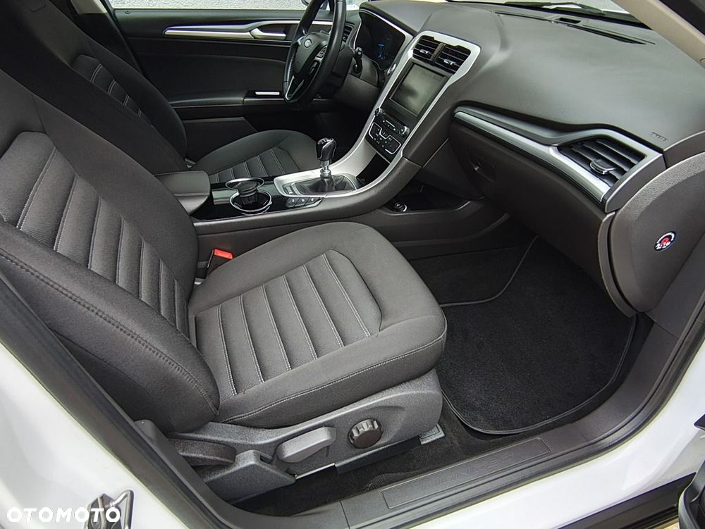 Ford Mondeo 2.0 EcoBlue Business Edition - 31