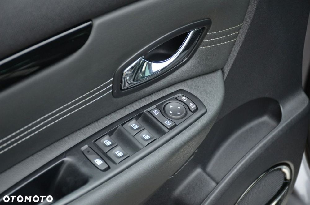 Renault Grand Scenic - 23