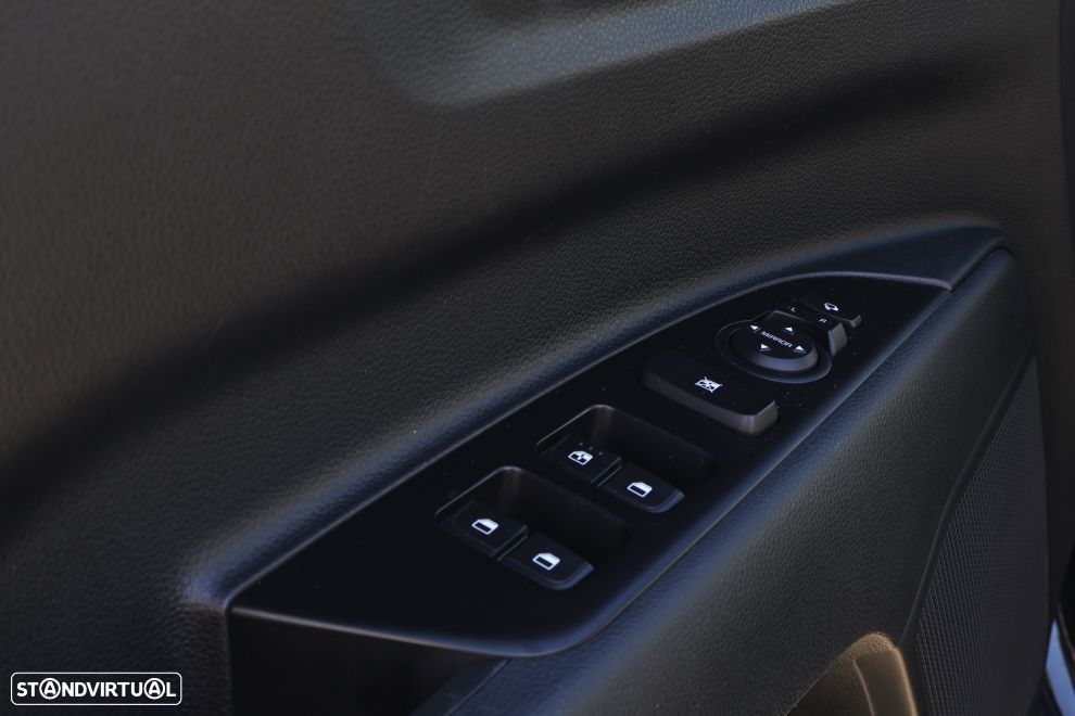 Kia Stonic 1.0 T-GDi Tech - 15