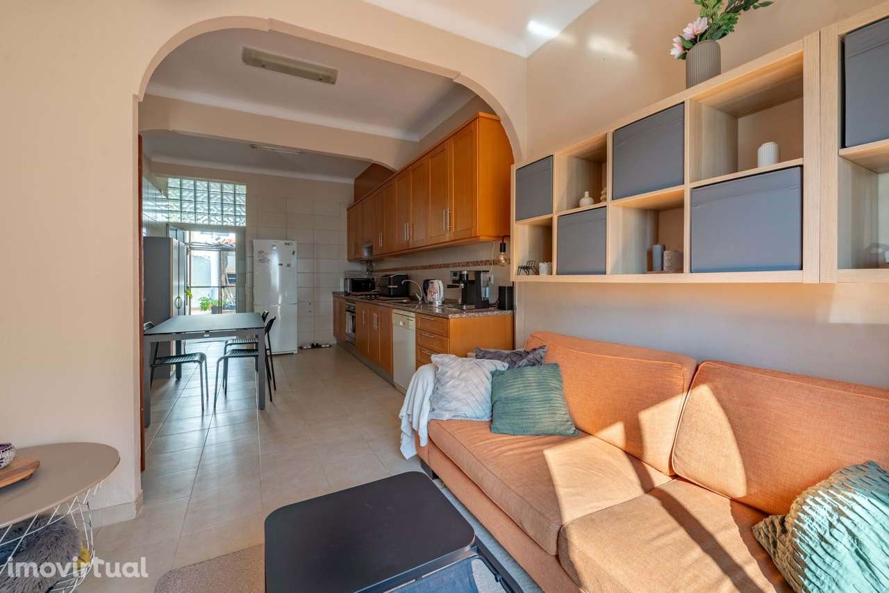 Portimão Moradia T2+1 com quintal - Grande imagem: 3/19