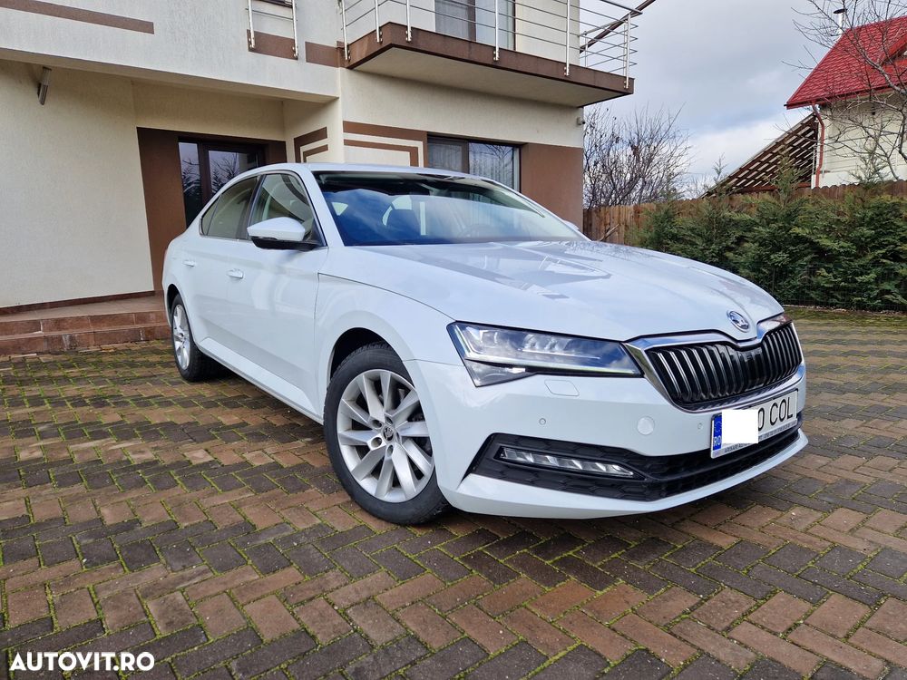 Skoda Superb 2.0 TDI DSG Ambition - 28