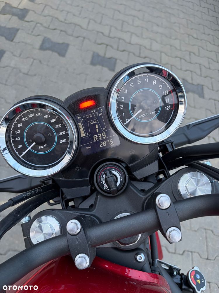 Kawasaki Z 650 RS - 6