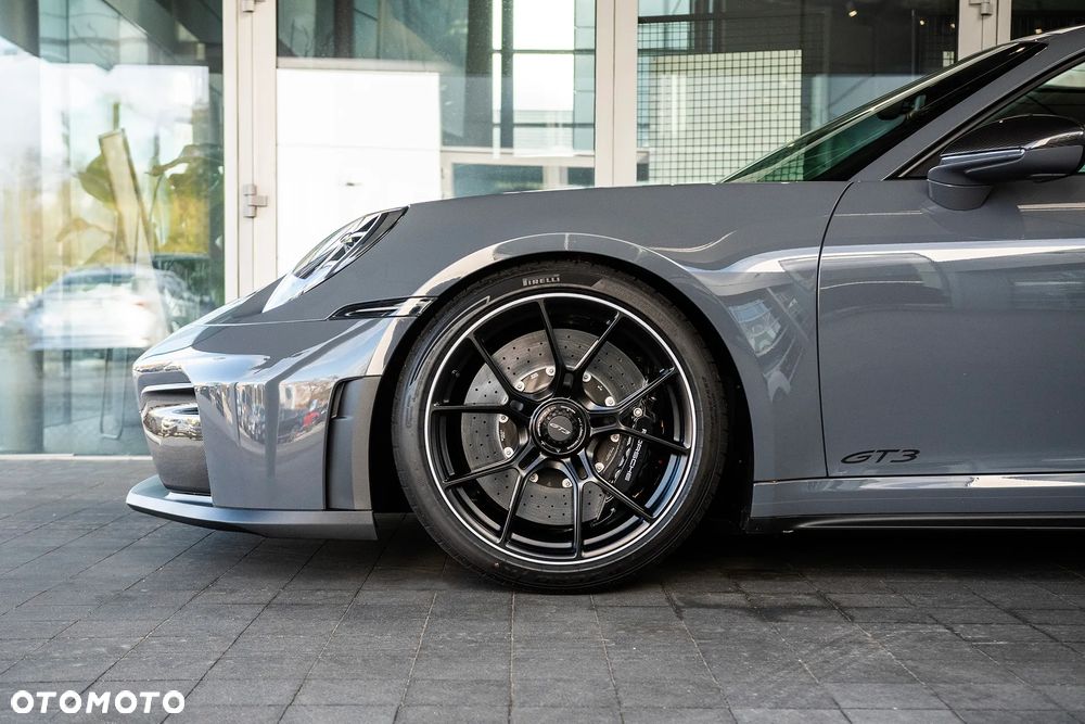 Porsche 911 GT3 - 6
