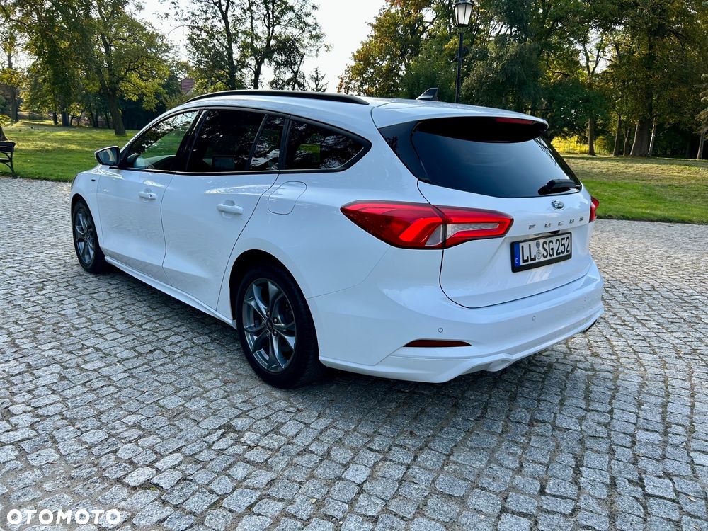 Ford Focus - 29