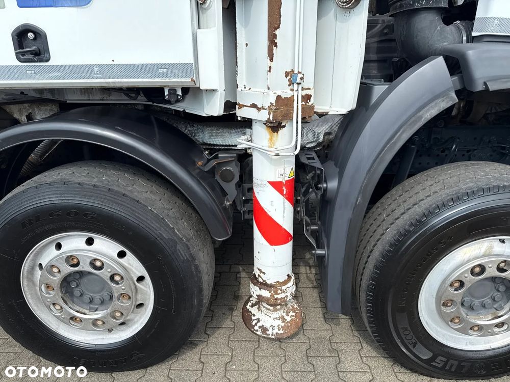 Mercedes-Benz AROCS 4441 8x4 EURO6 POMPA DO BETONU SERMAC 5RZ51 - 32