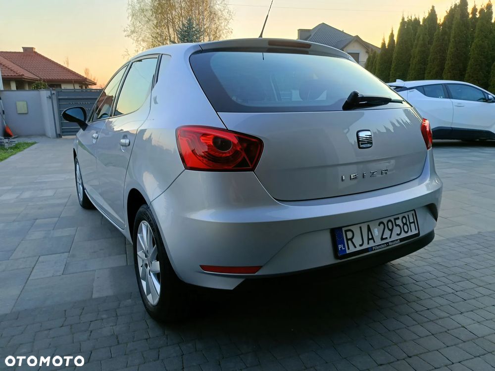 Seat Ibiza 1.4 16V Passion - 11