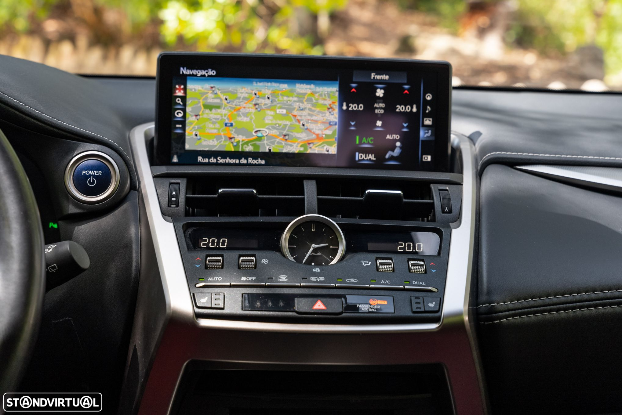 Lexus NX 300h - 8