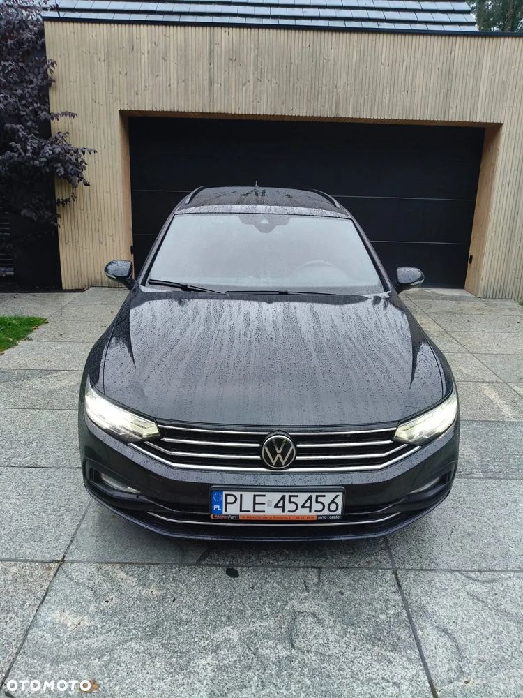 Volkswagen Passat 2.0 TDI SCR DSG Business - 3