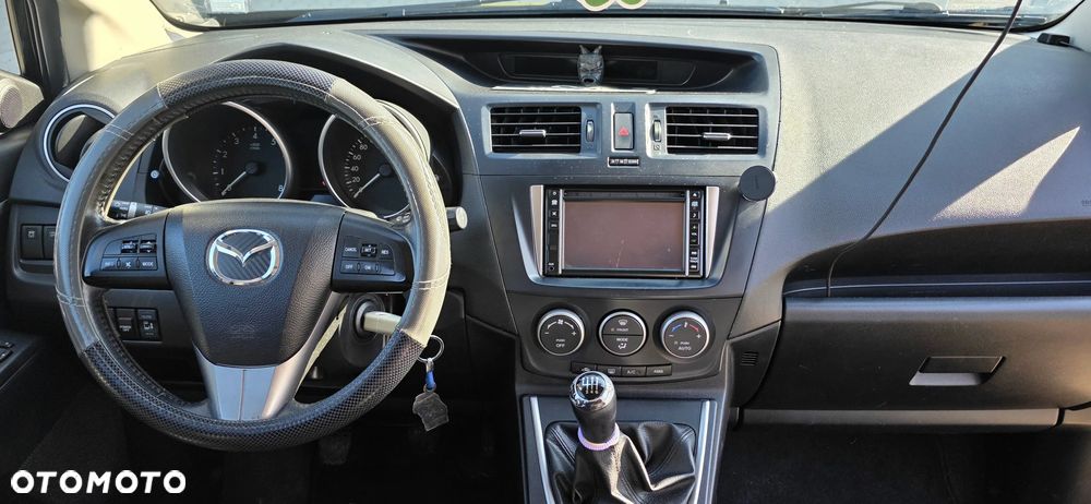 Mazda 5 - 14