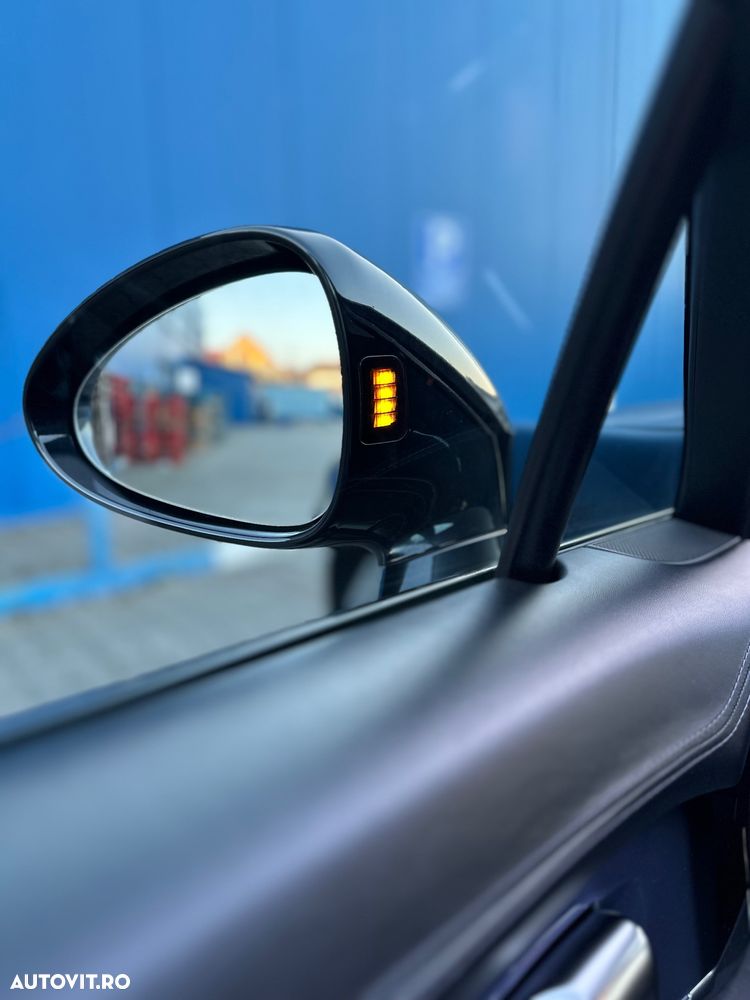 Porsche Panamera - 17