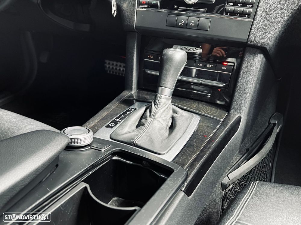 Mercedes-Benz E 250 CDi Avantgarde BlueEfficiency Auto. - 23