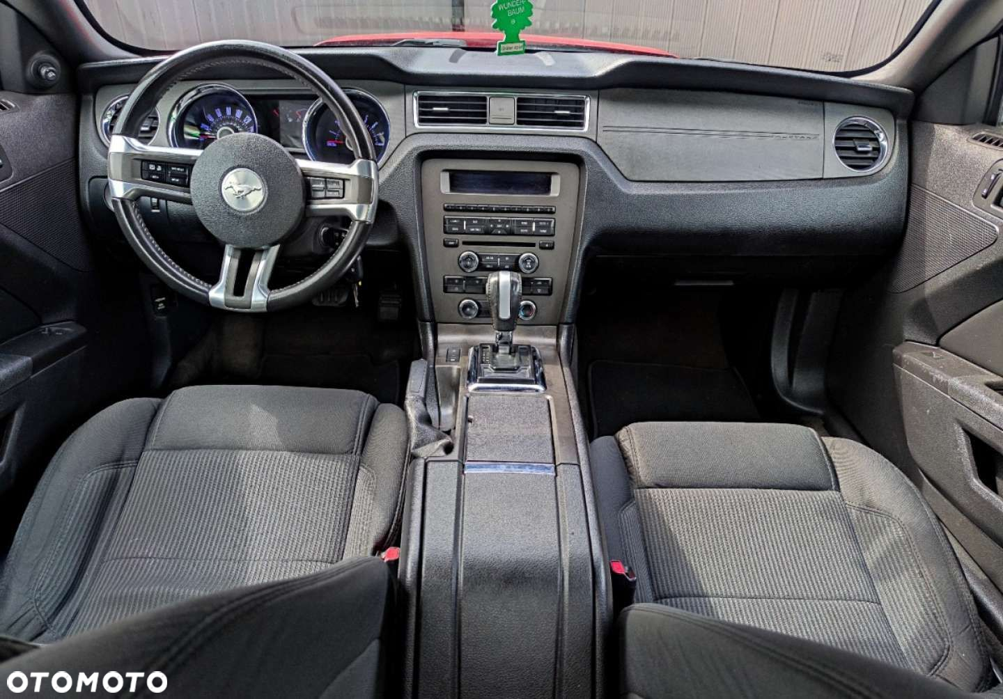 Ford Mustang - 18