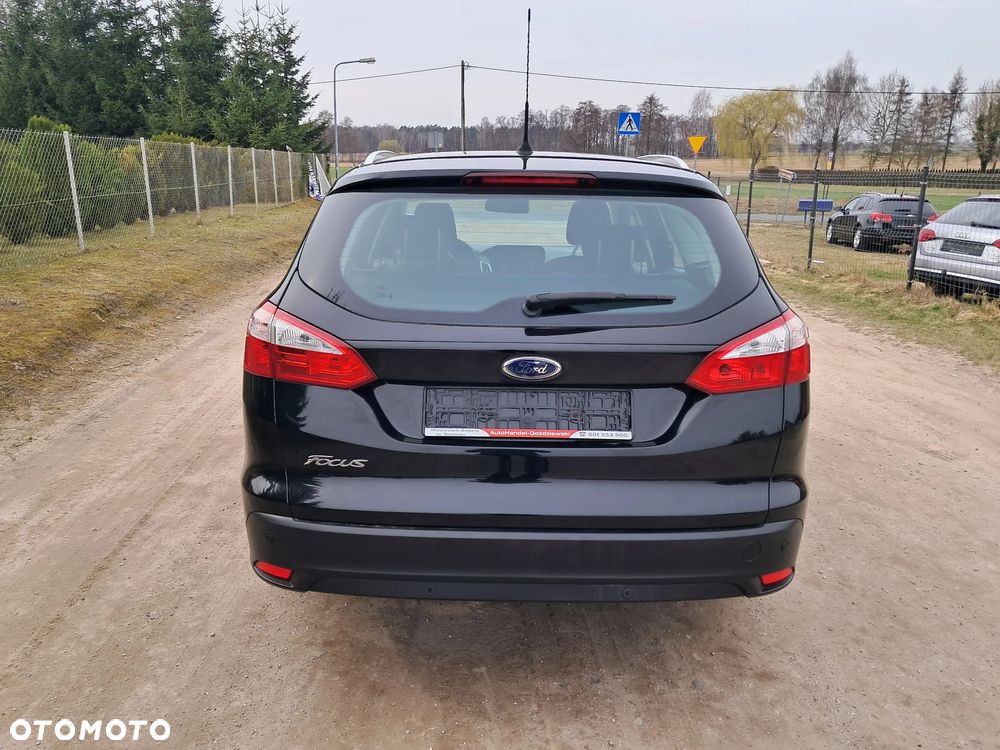 Ford Focus 1.6 TDCi DPF Titanium - 6