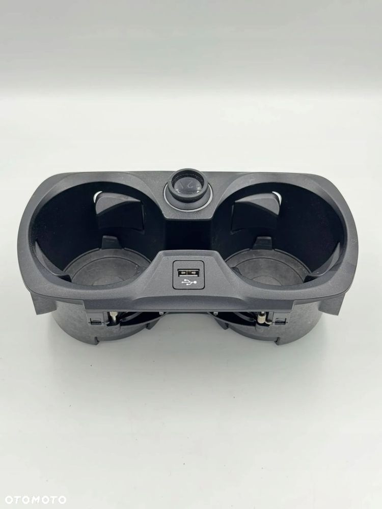 UCHWYT NA KUBKI NAPOJE USB TUNEL EUROPA CUPHOLDER 6809803 BMW 3 G20 G21 - 2