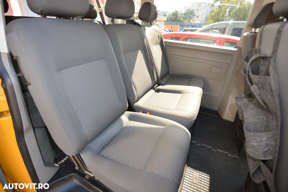 Volkswagen Caravelle - 6