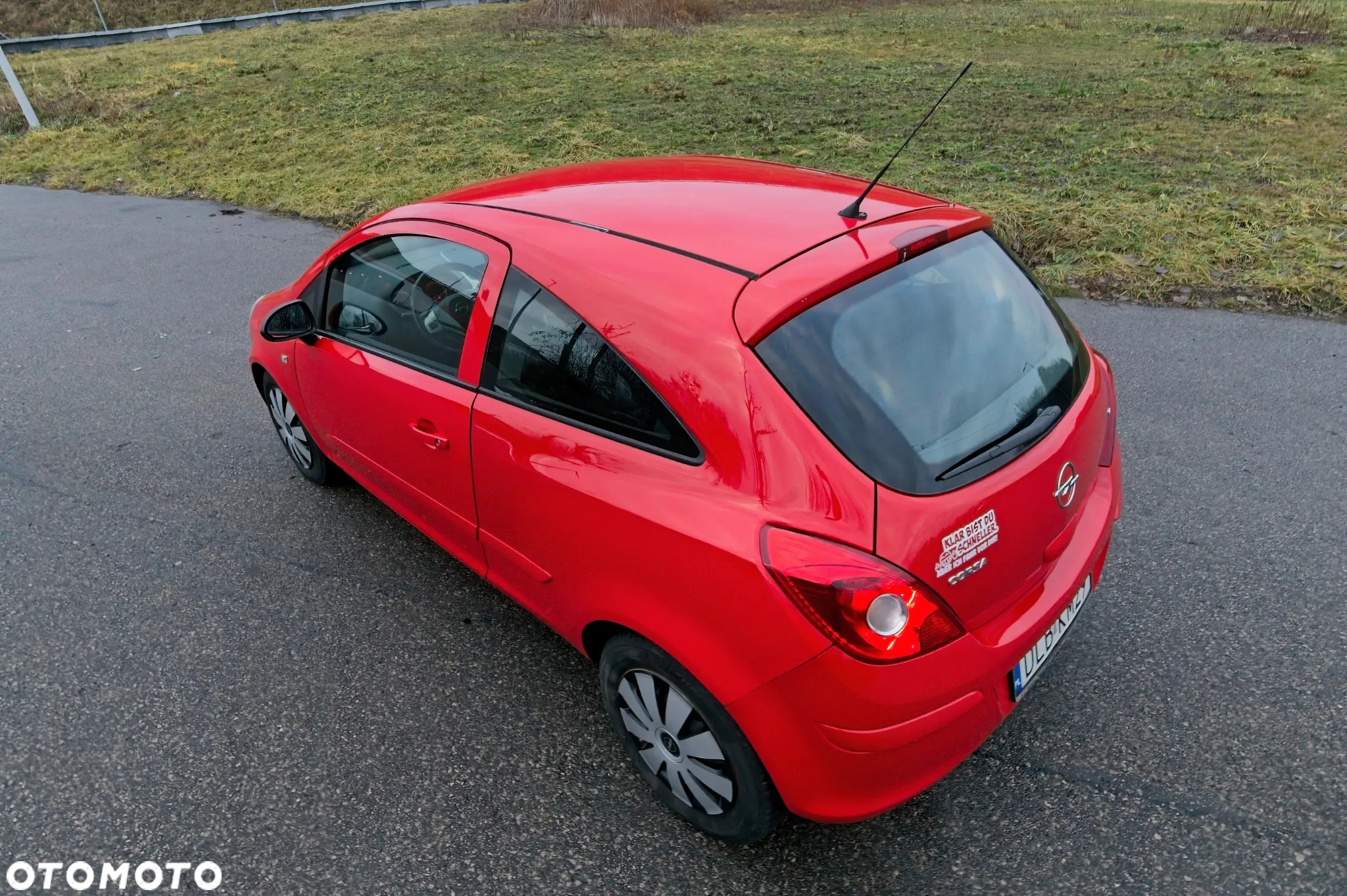 Opel Corsa 1.2 16V Enjoy - 10