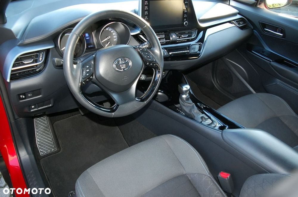 Toyota C-HR - 23