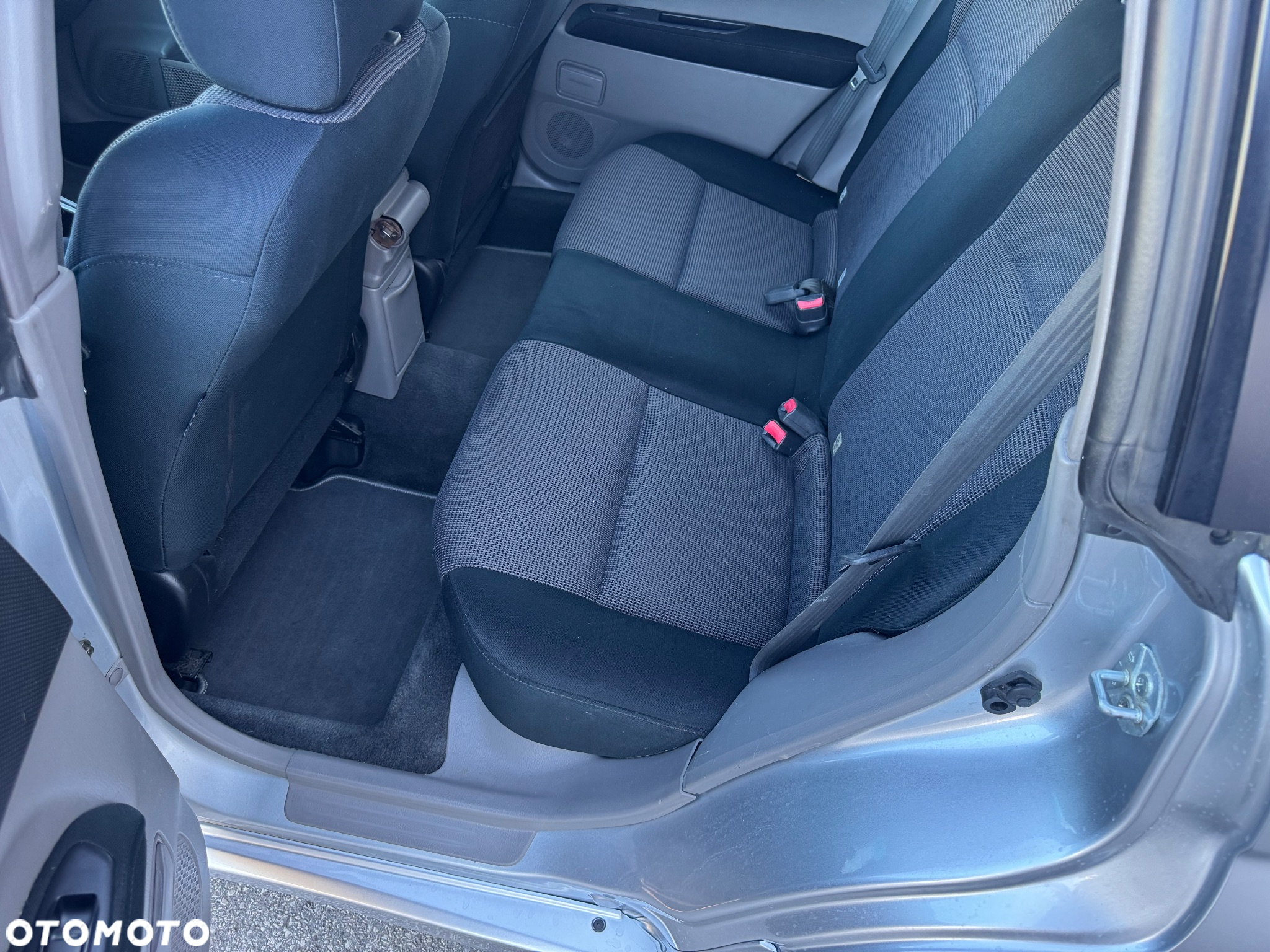 Subaru Forester 2.0X Celebration - 16