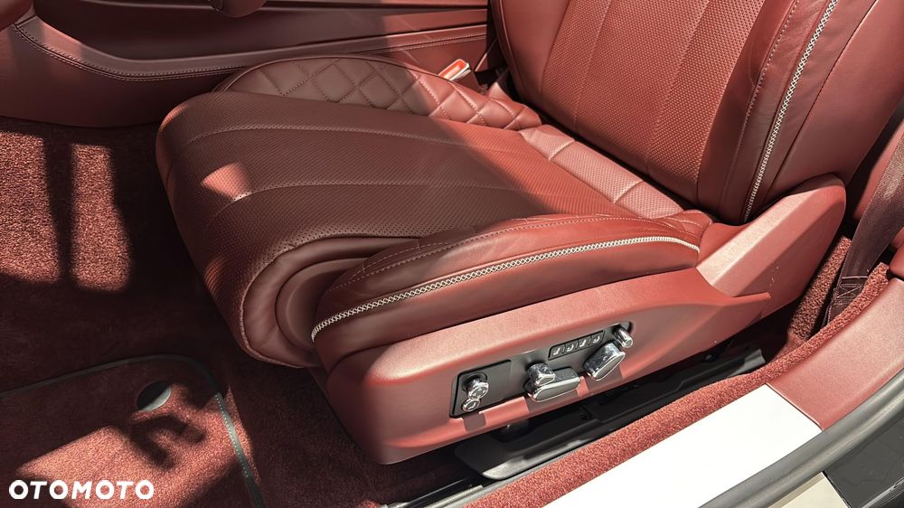 Bentley Continental GT - 12