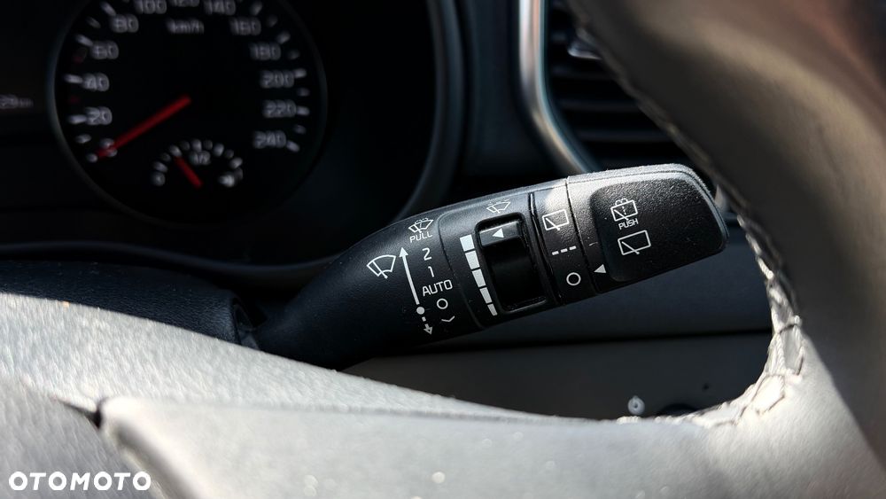 Kia Sportage 1.7 CRDI 2WD Dream-Team Edition - 30