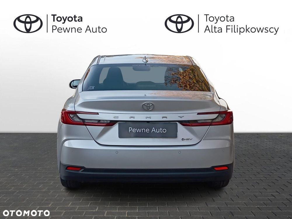 Toyota Camry 2025