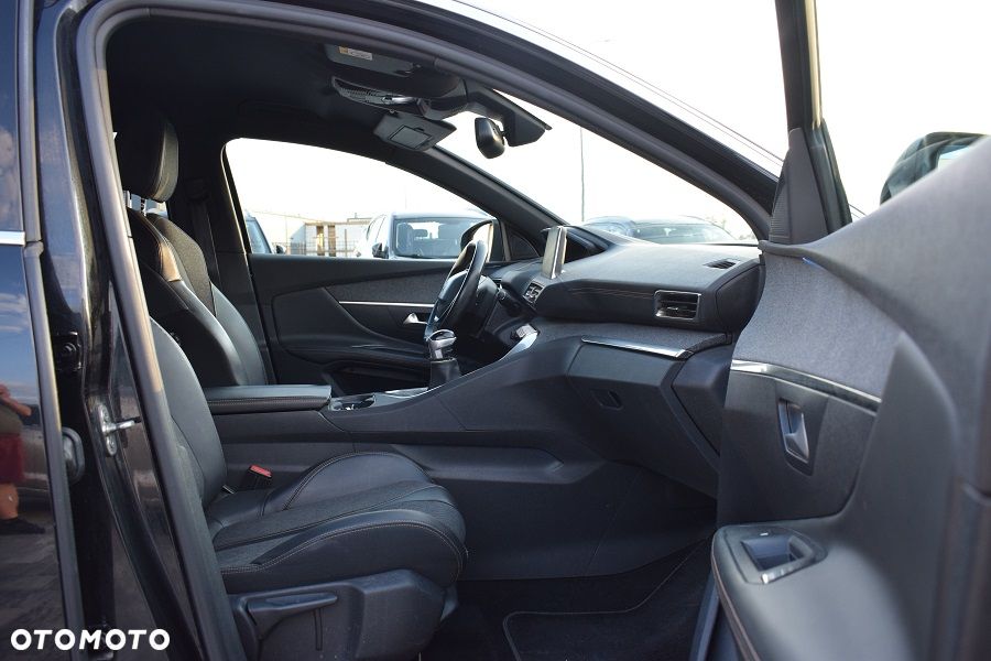Peugeot 3008 PureTech 130 Stop & Start GPF Allure Business-Paket - 8