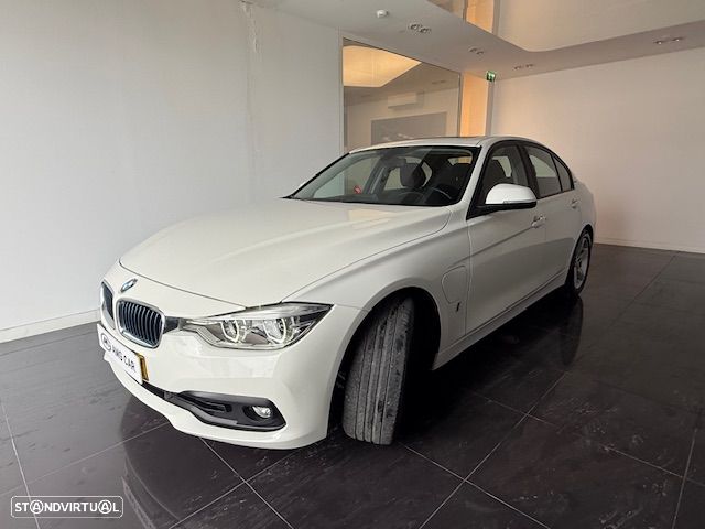 BMW 330 e iPerformance Line Sport - 6