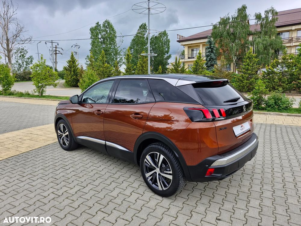 Peugeot 3008 1.2 PureTech Turbo S&S Allure - 9
