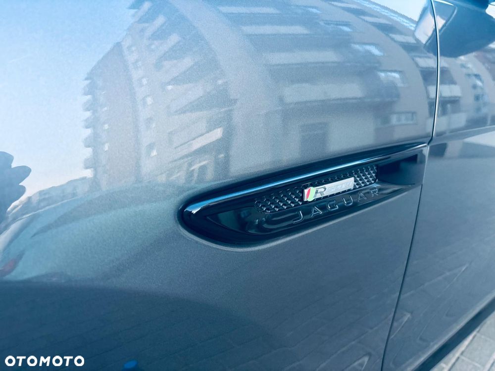 Jaguar F-Pace - 15