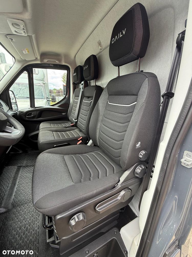 Iveco WYPRZEDAŻ ROCZNIKA !!! - AUTOMAT 35S18HA8 - 14