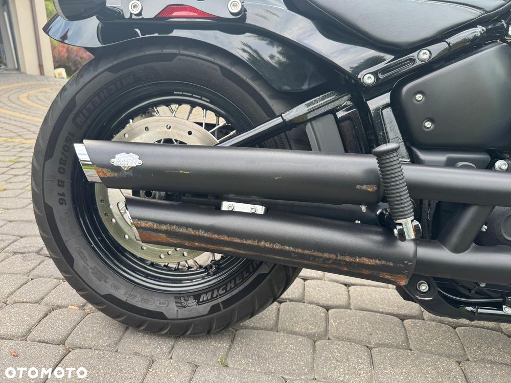 Harley-Davidson Softail Street Bob - 6