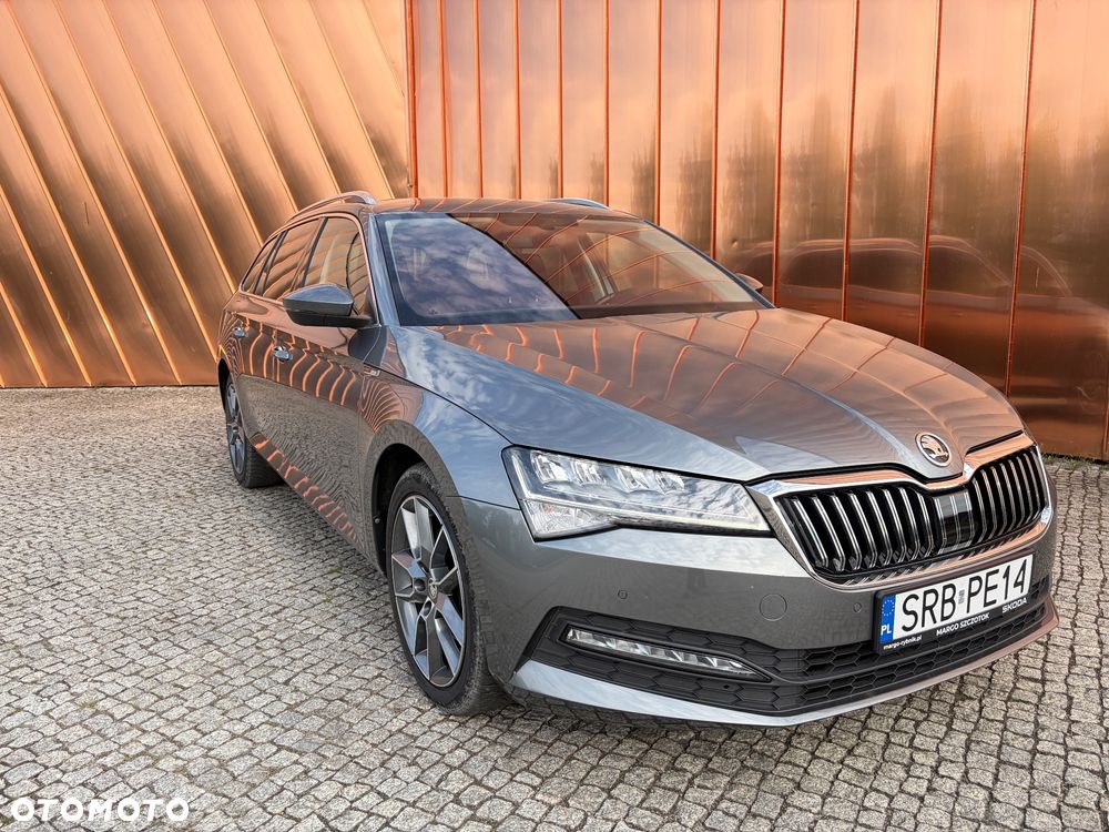 Skoda Superb ver-2-0-tdi-sportline-dsg7 - 1