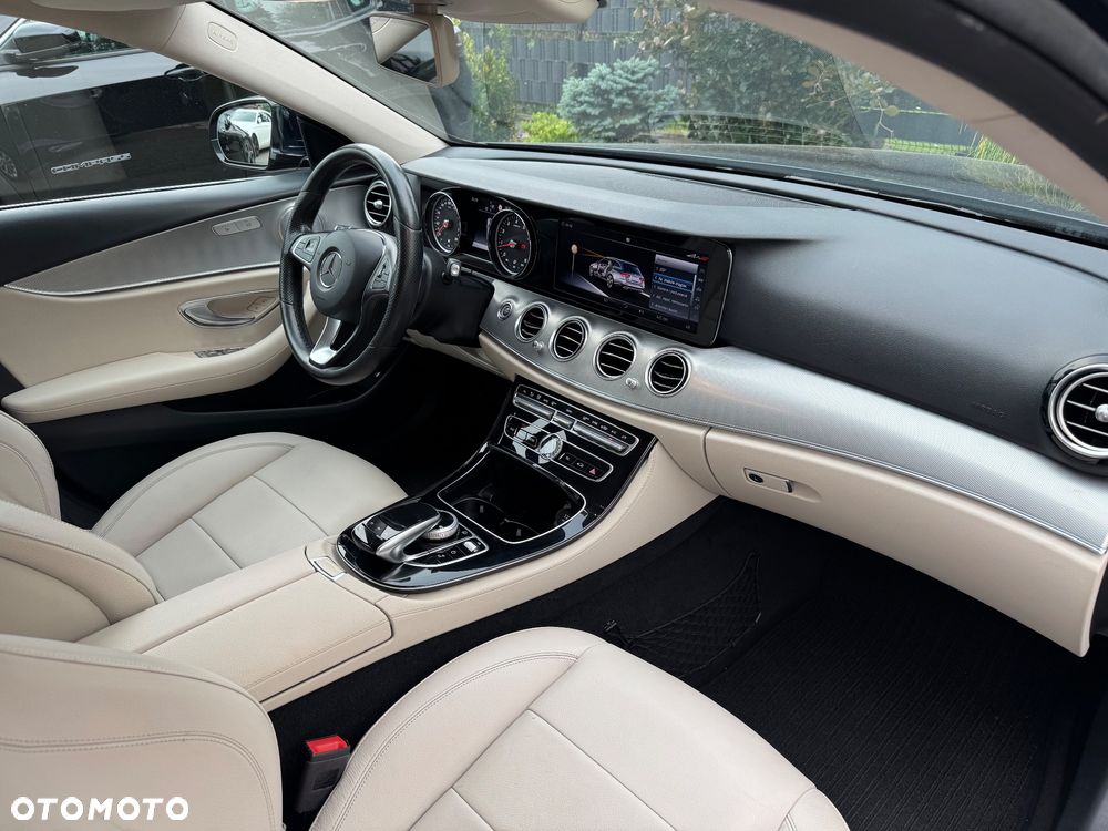 Mercedes-Benz Klasa E 250 Avantgarde - 37