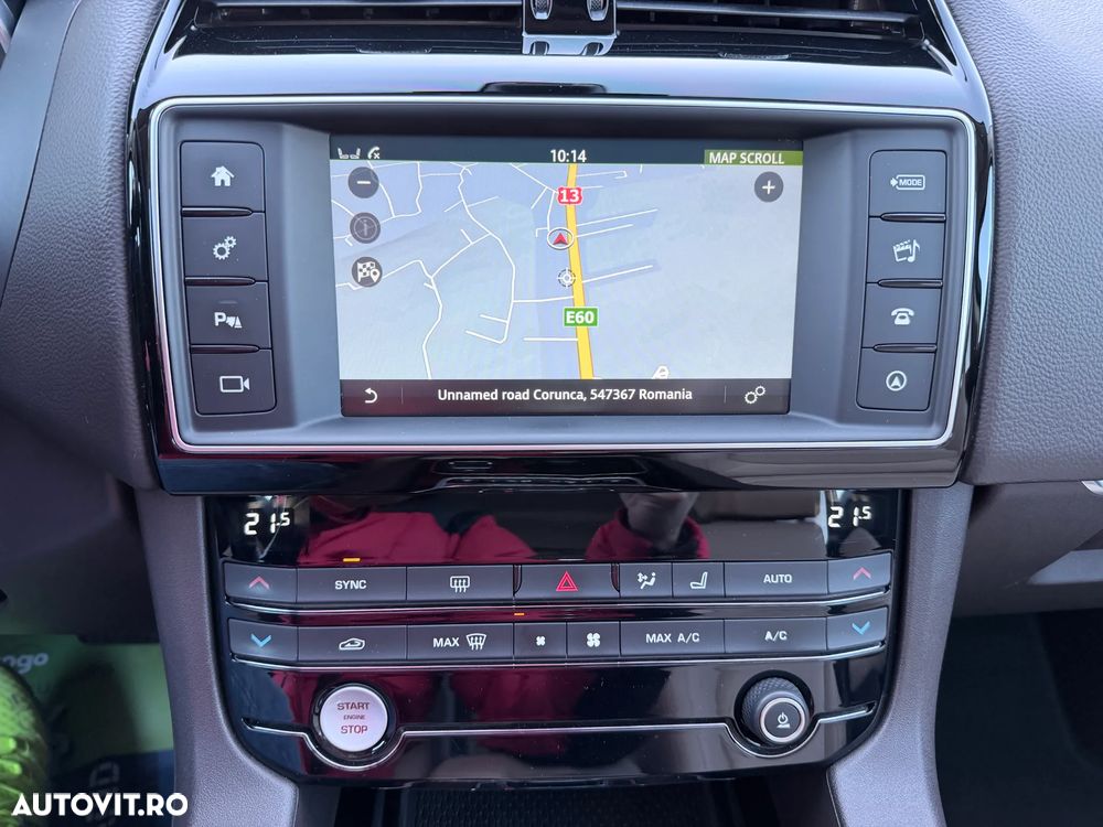 Jaguar F-Pace 30d AWD Prestige - 13