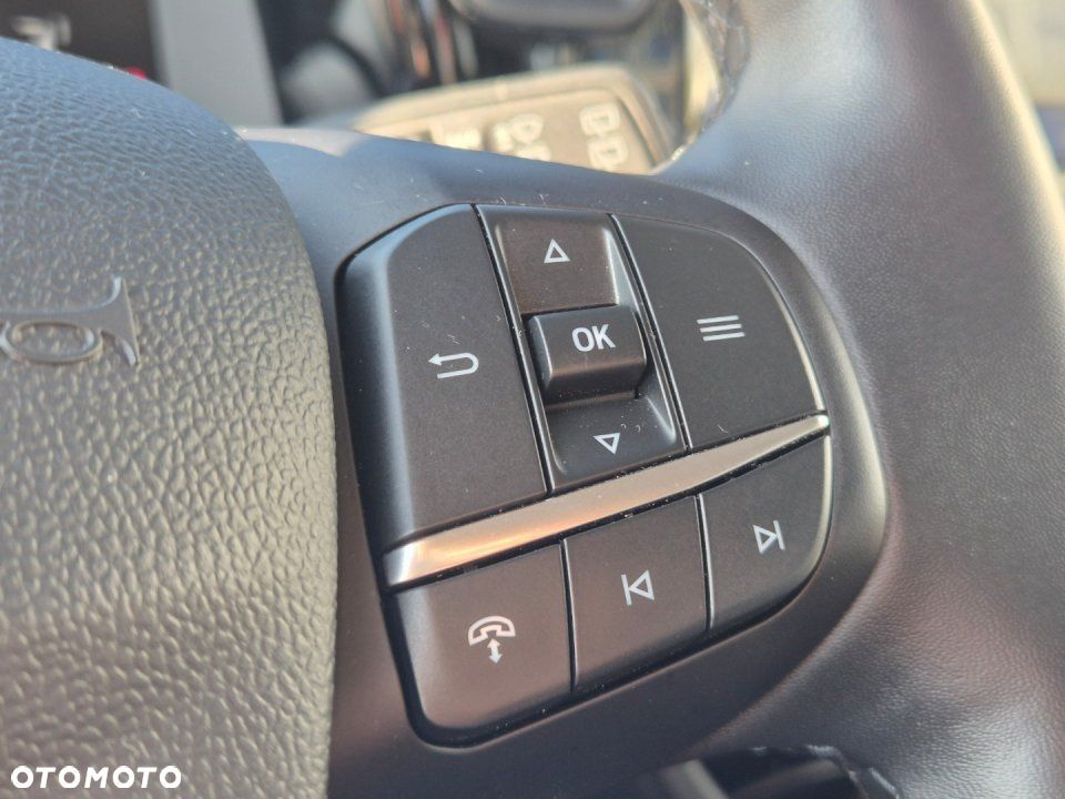 Ford Tourneo Courier - 18