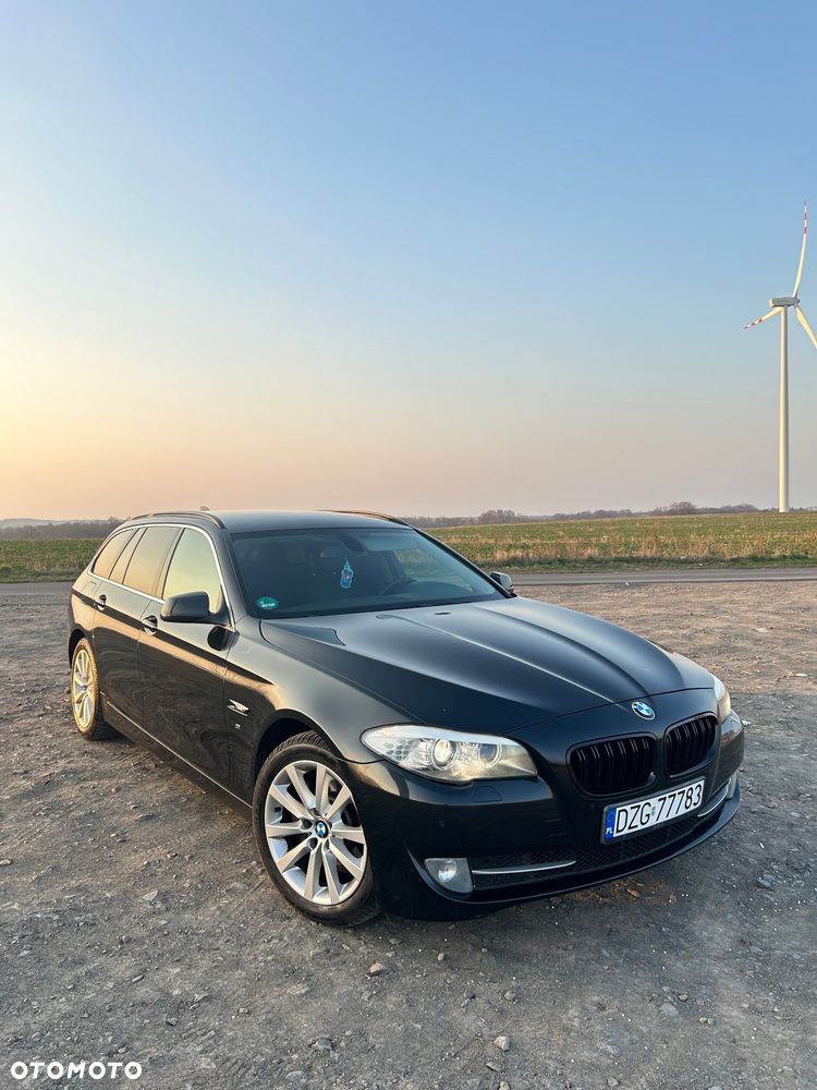 BMW Seria 5 530d xDrive - 1