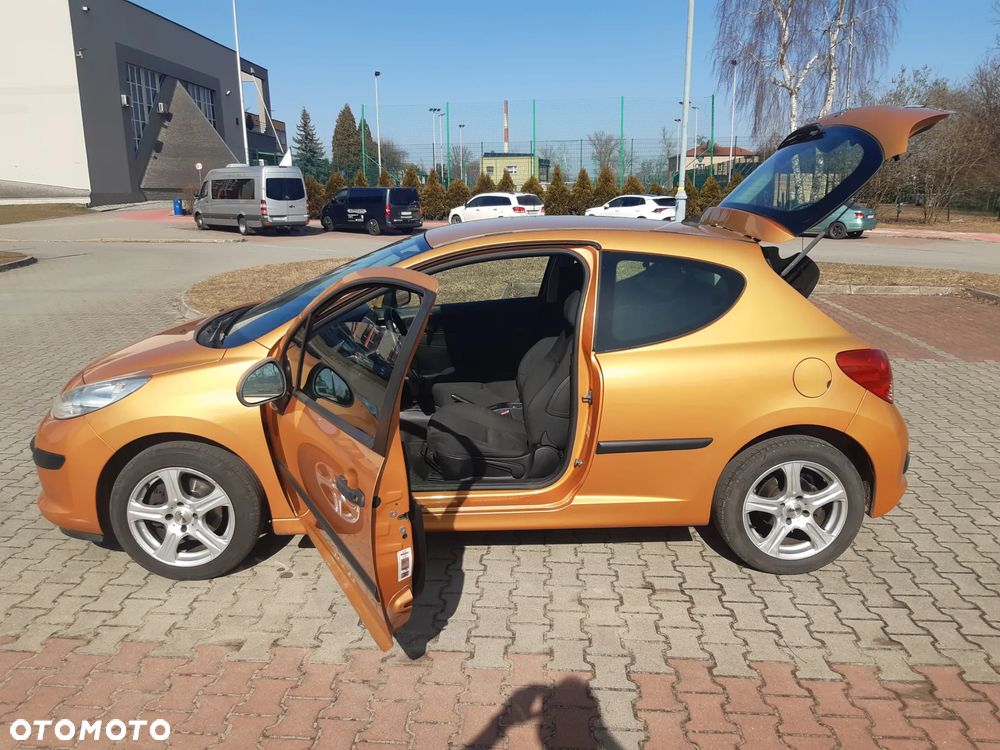 Peugeot 207 110 HDi FAP (Blue Lion) Tendance - 10